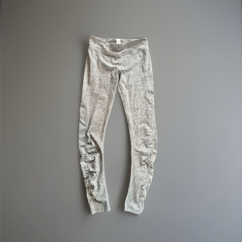Ivivva by lululemon fitted leggings in grey size youth 10